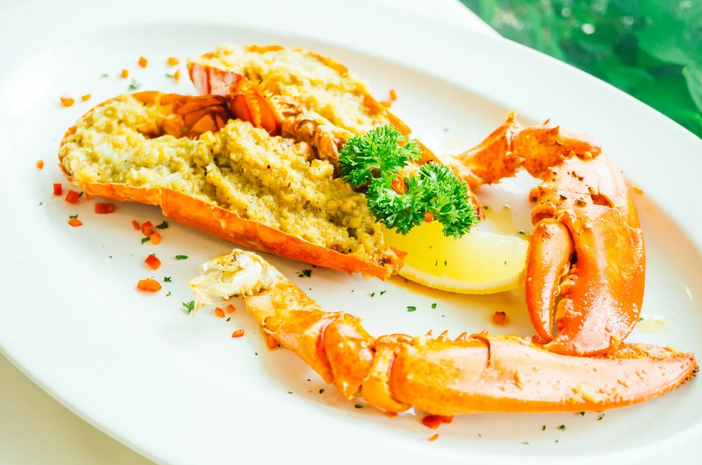 Easy Baked Lobster Tails with Garlic Herb Butter (A 20-Minute Recipe)