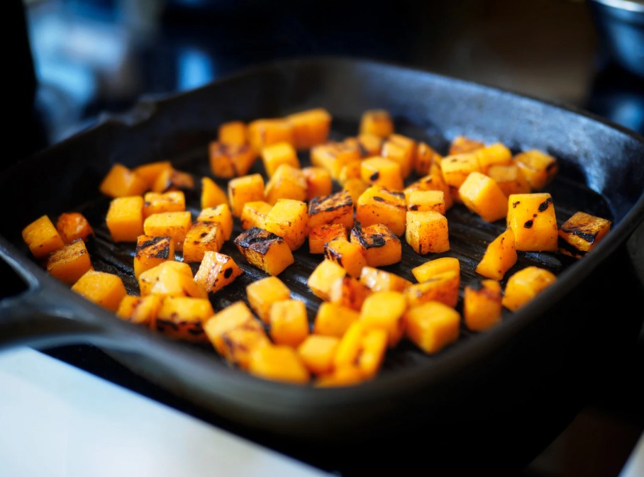 Easy Roasted Butternut Squash with Cinnamon and Maple
