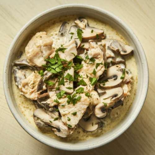 20-Minute Creamy Asparagus and Chicken Skillet (One-Pan)