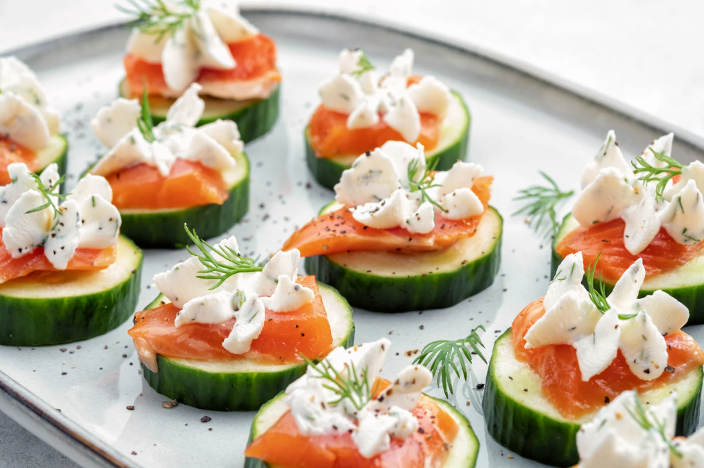 Everything Bagel Cucumber Smoked Salmon Bites