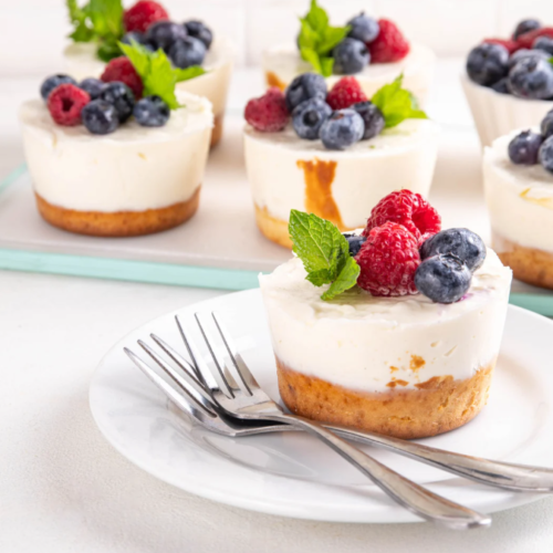 Healthy Mini Cheesecakes (High Protein Greek Yogurt Recipe)