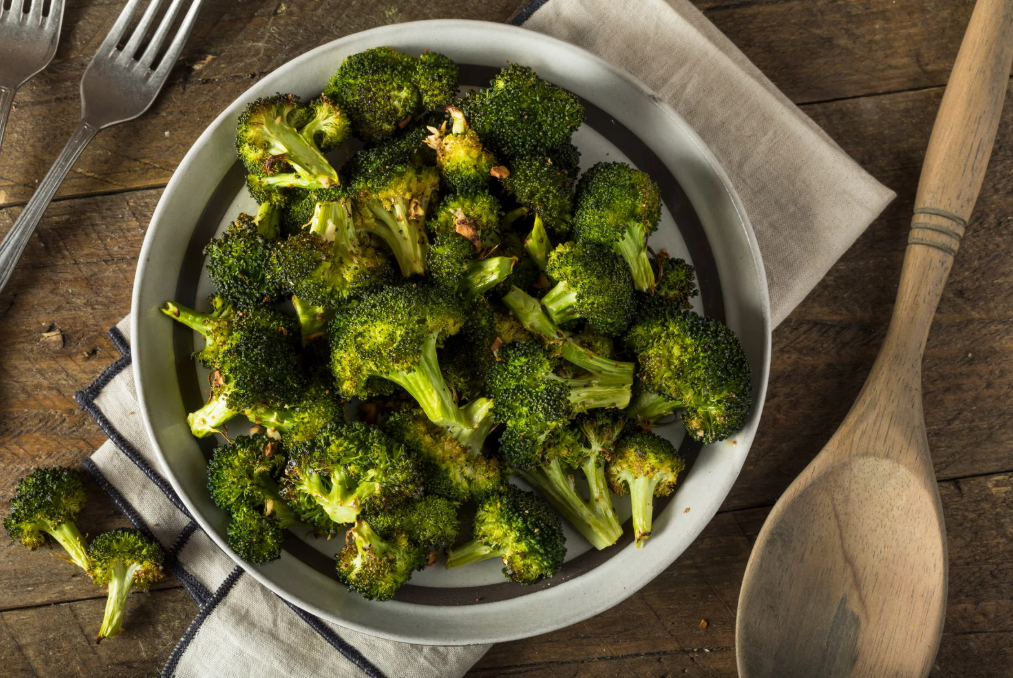 Roasted Broccoli with Lemon and Parmesan (Crispy Recipe)